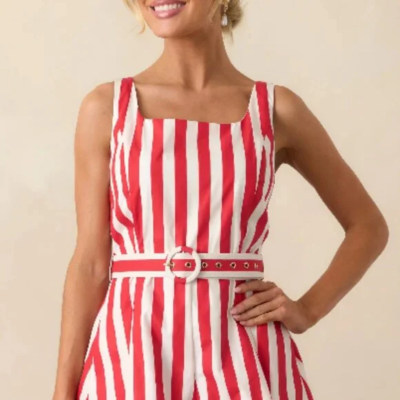 Prosperina NEW Red White Stripe Belted Flared Leg Romper size L - Picture 4 of 10